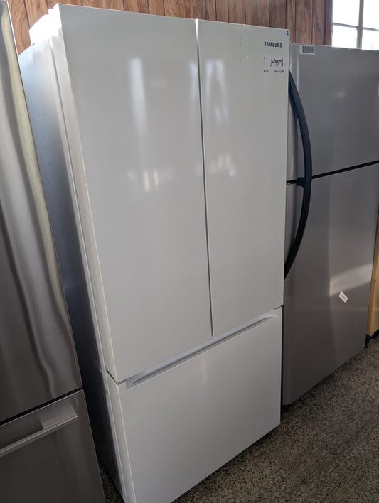 Réfrigérateur Samsung en blanc