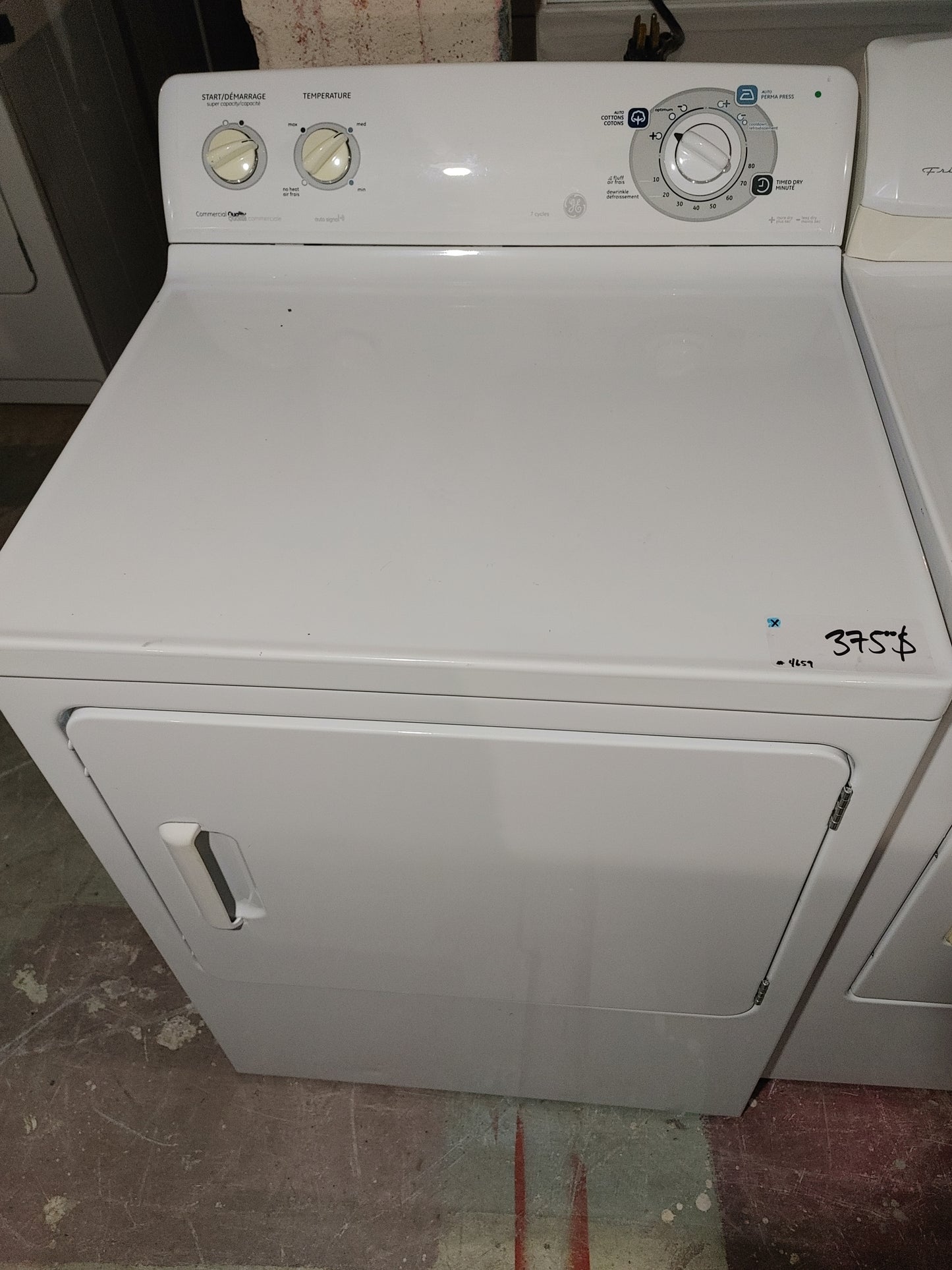 Ge Dryer in white