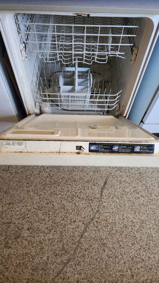 Ge – Dishwasher – 270" – white – Refurbished - Excellent Condition
