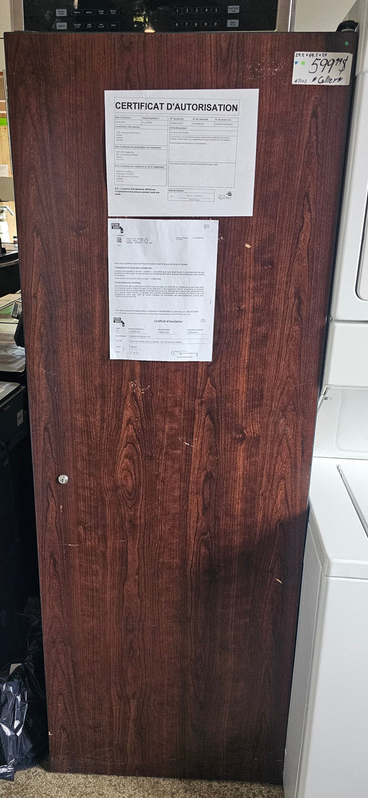 Cave à vin frigo à vin de 90 bouteilles – finition bois