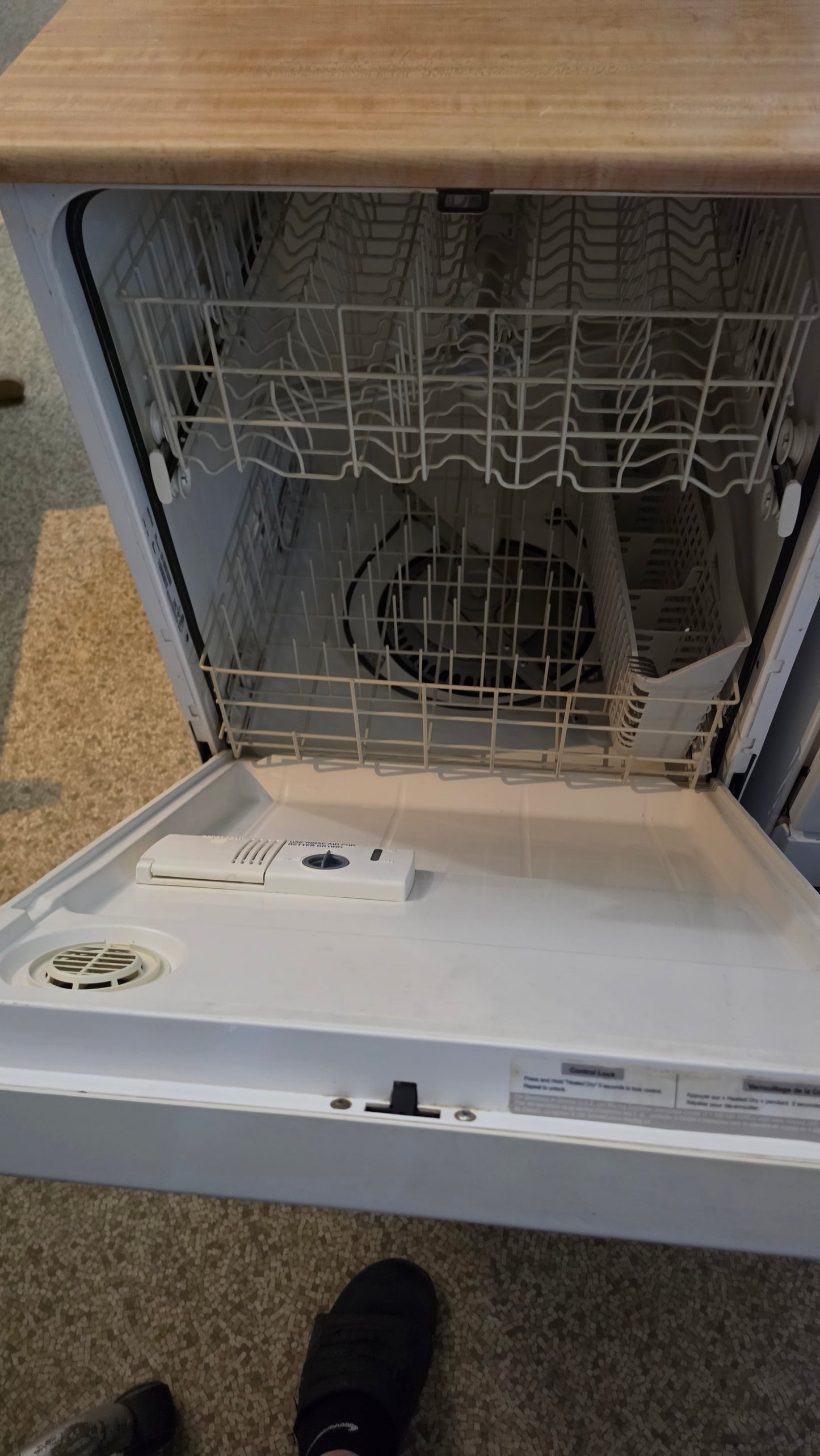 Maytag portable dishwasher - white SKU#5106