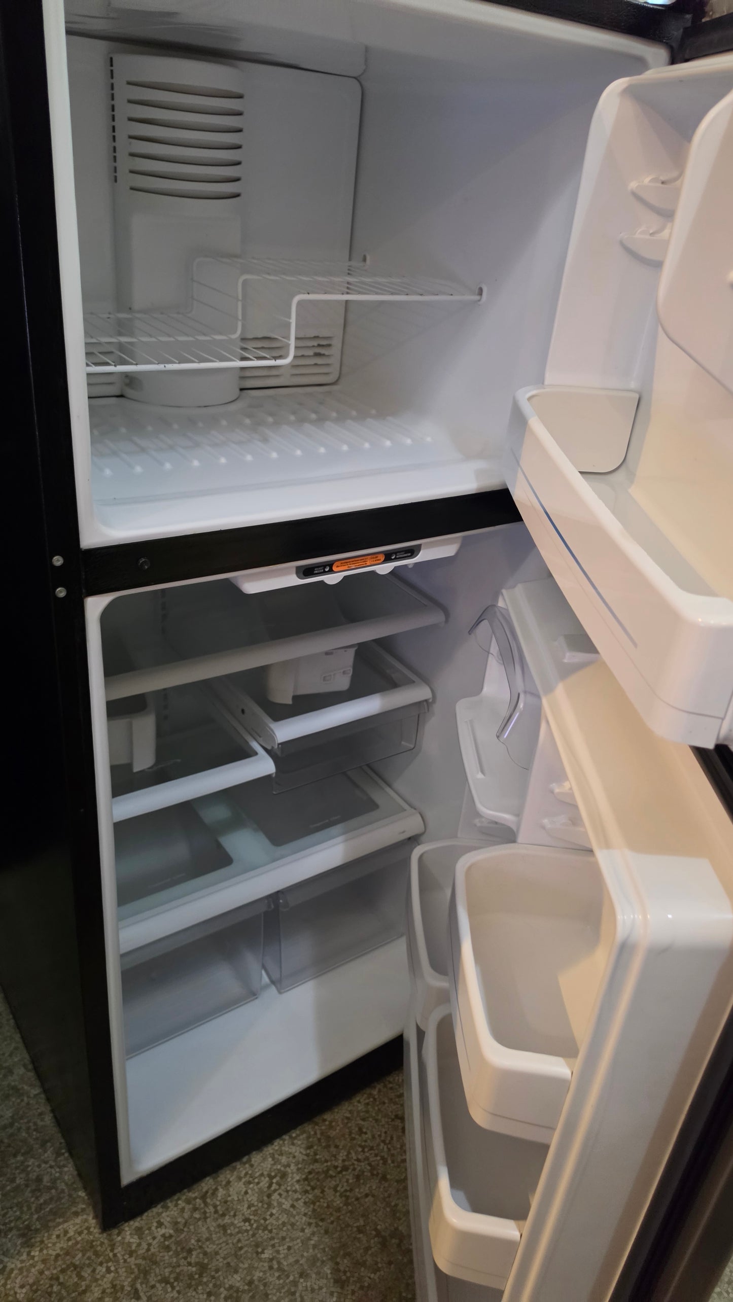 Ge refrigerator 30"X66.5"X27" - stainless SKU#1741