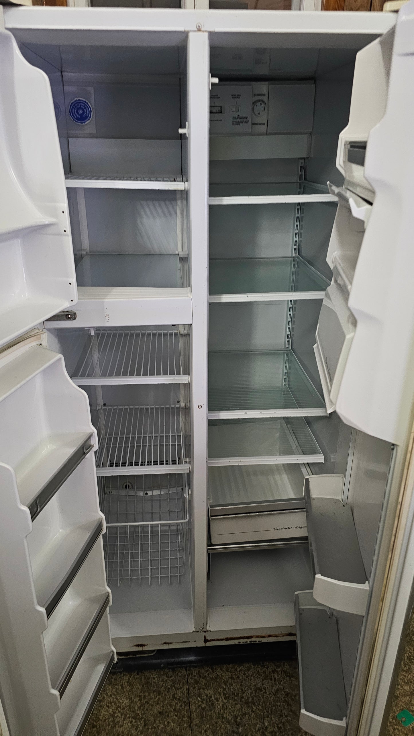 Hotpoint refrigerator- white SKU#1640