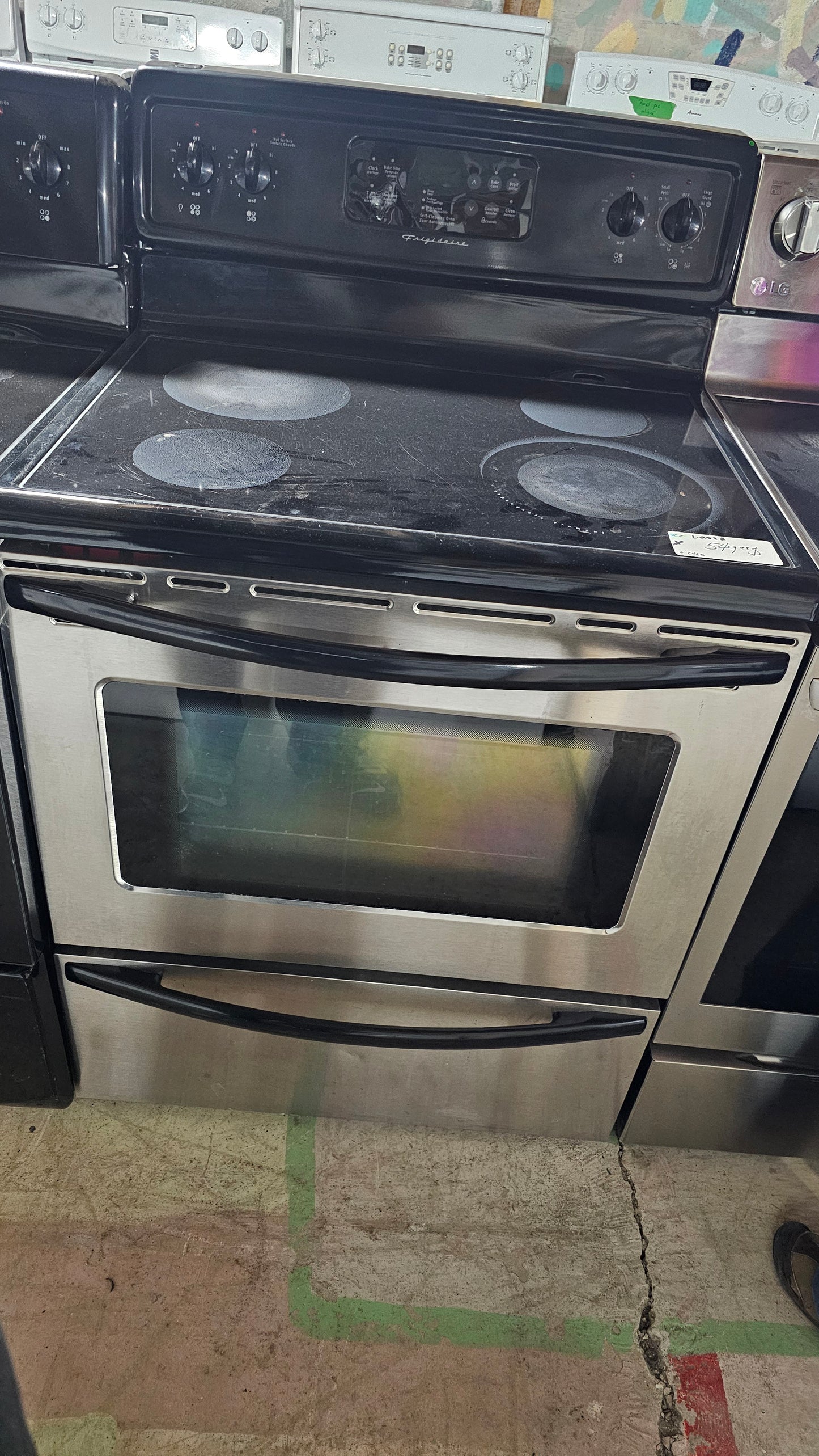 Cuisinière Frigidaire - SKU en acier inoxydable #2460
