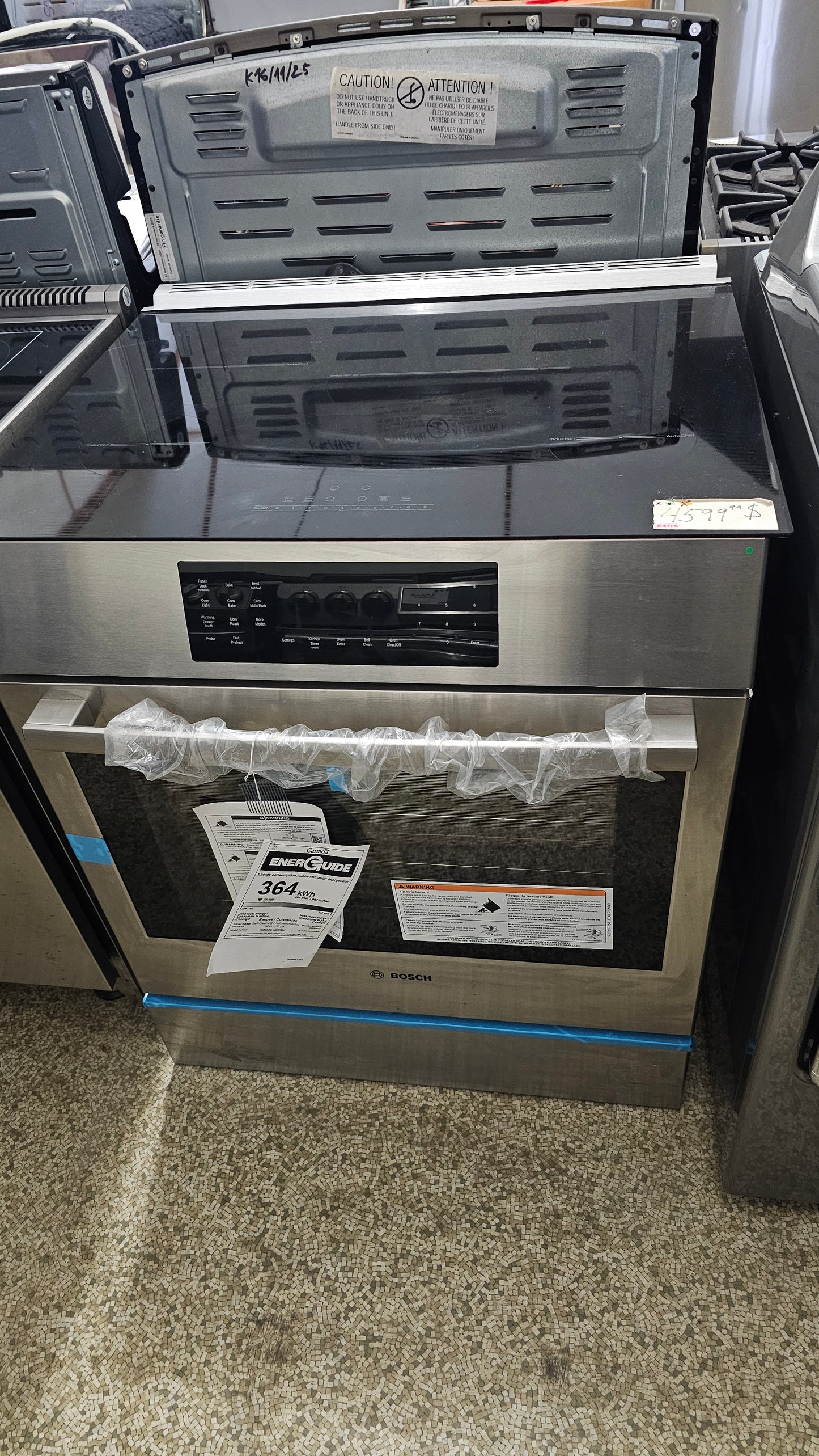 Poêle à induction Bosch – Acier inoxydable (boîte ouverte)