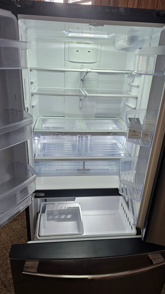 Réfrigérateur de marque à déterminer