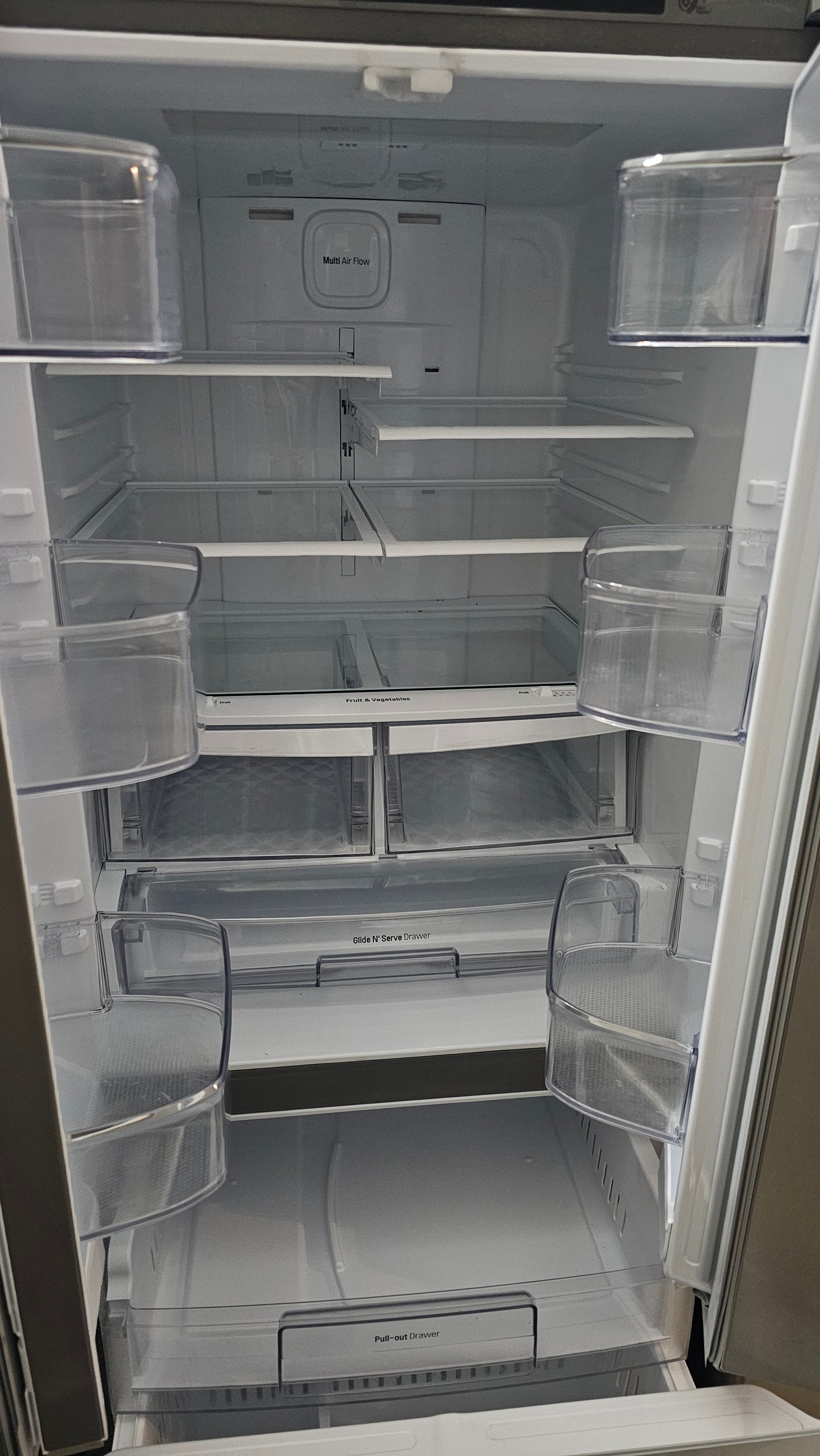 Réfrigérateur LG 3 portes avec congélateur inférieur – Inox