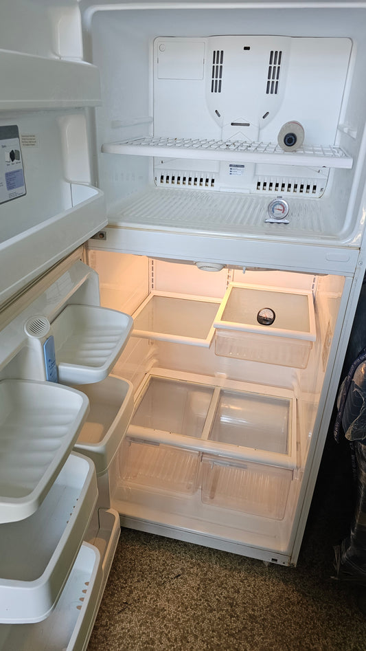 Réfrigérateur de marque à déterminer