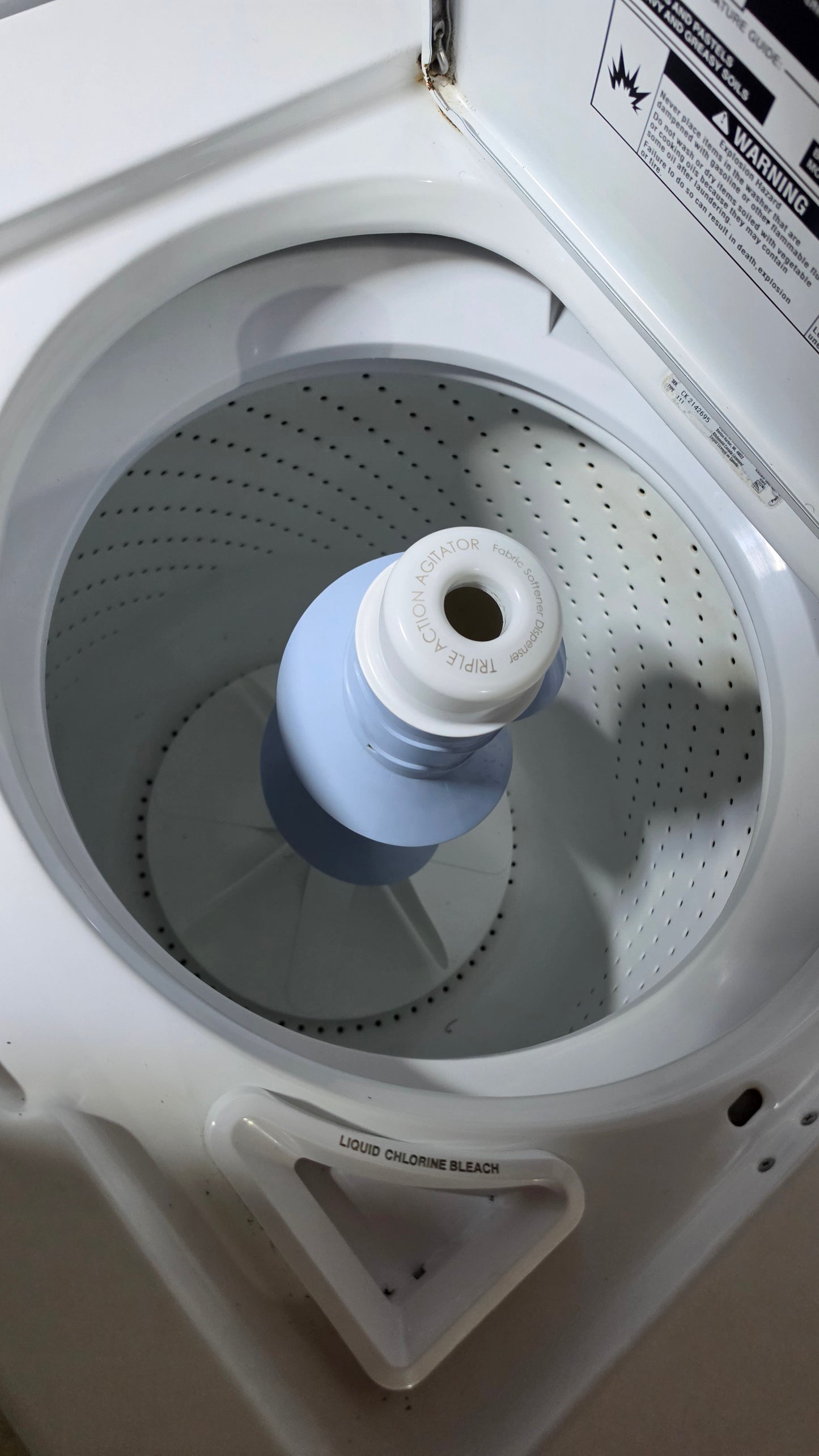 Kitchenaid top load washing machine - white SKU#3809