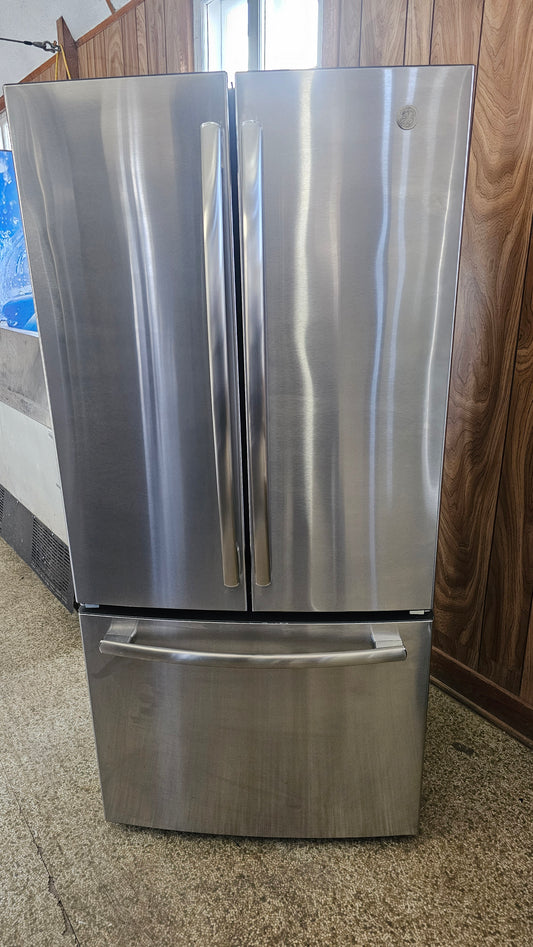 Réfrigérateur à porte française GE