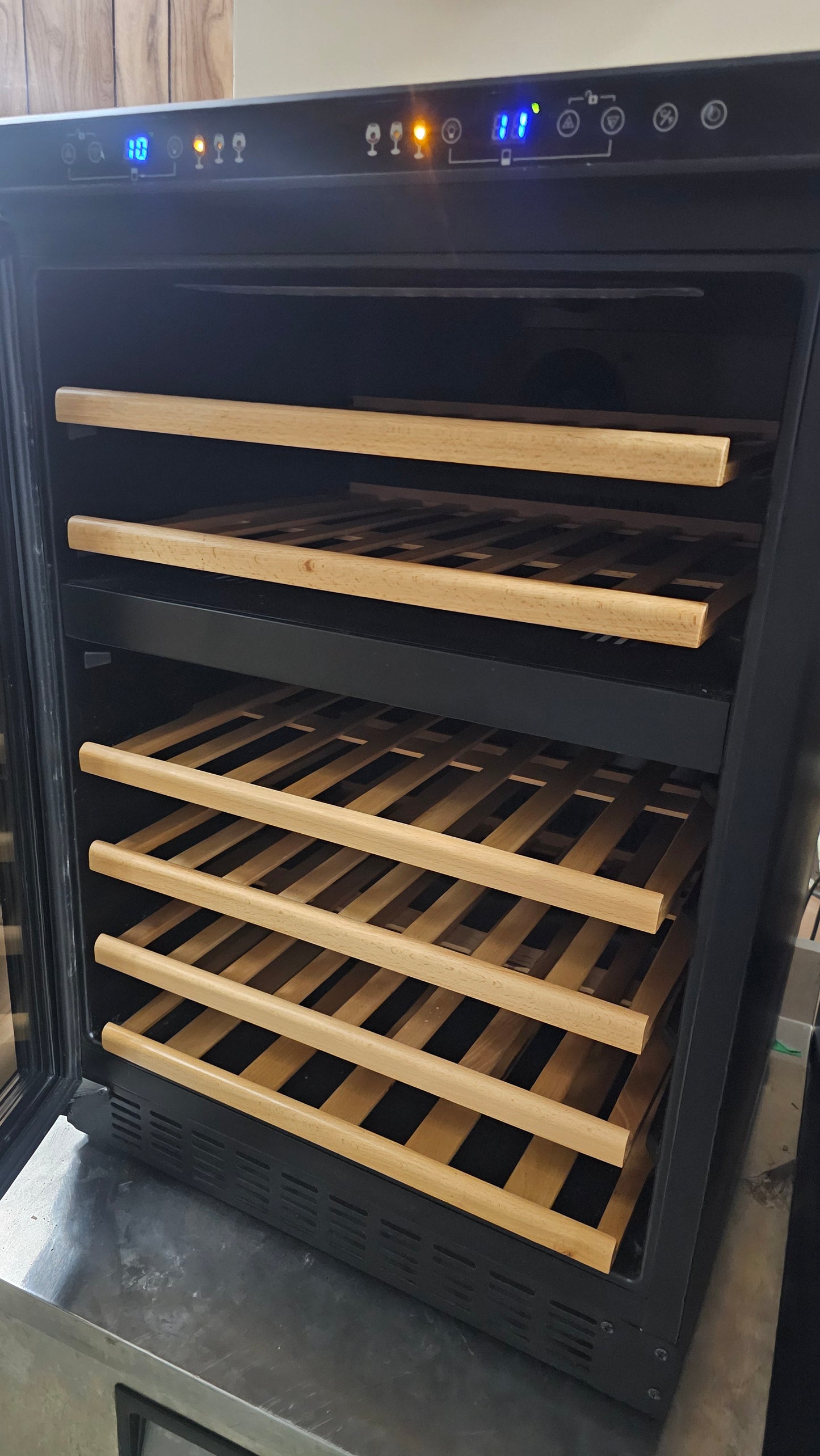 Cave à vin Uberhaus Design 48 bouteilles – Noir