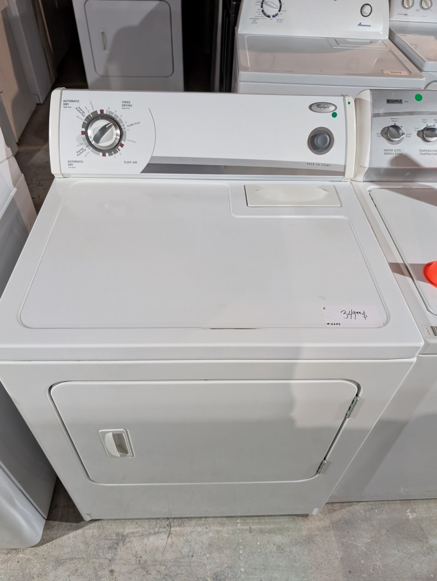 Whirlpool Whirlpool dryer in white