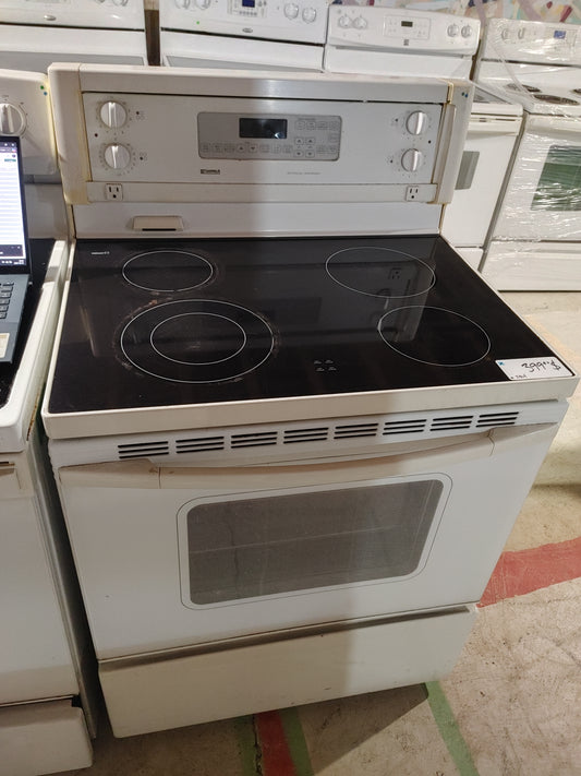 Kenmore Stove in white