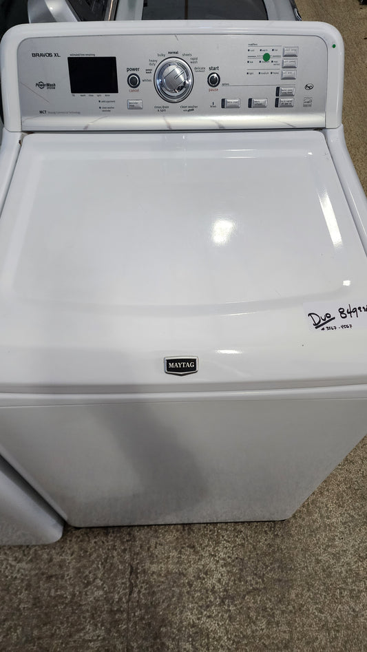 Maytag Maytag washing machine in white