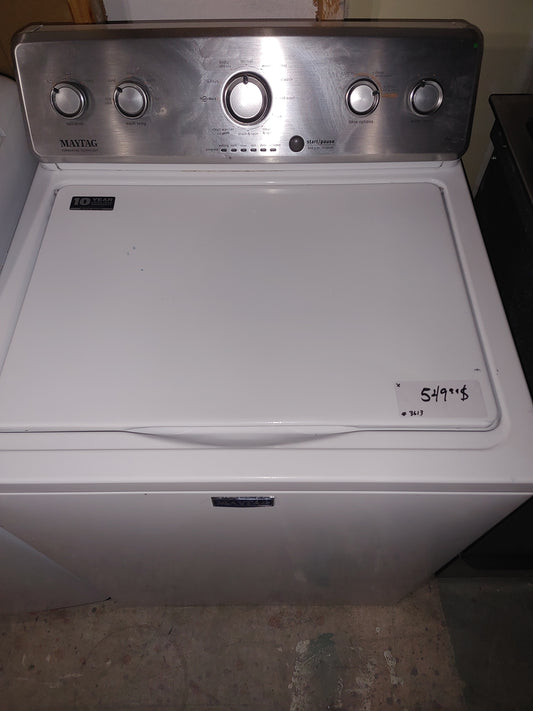 Maytag Maytag washing machine in white