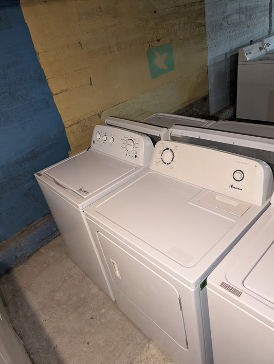 Amana Amana dryer in white