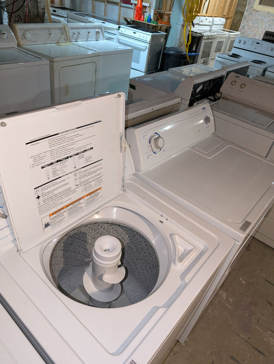 Whirlpool Whirlpool washing machine in white