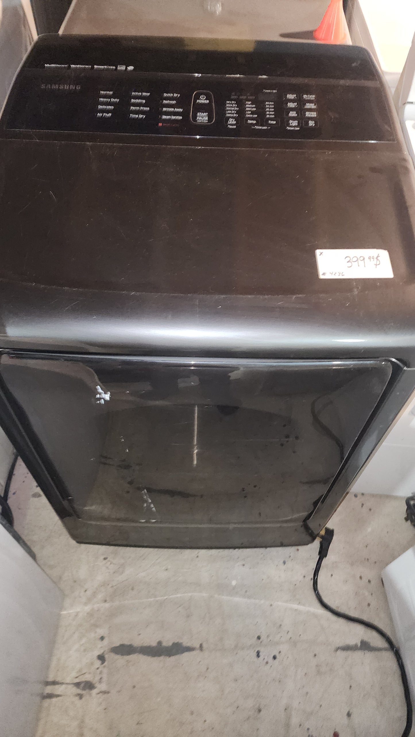 Samsung Samsung dryer in stainless; gray