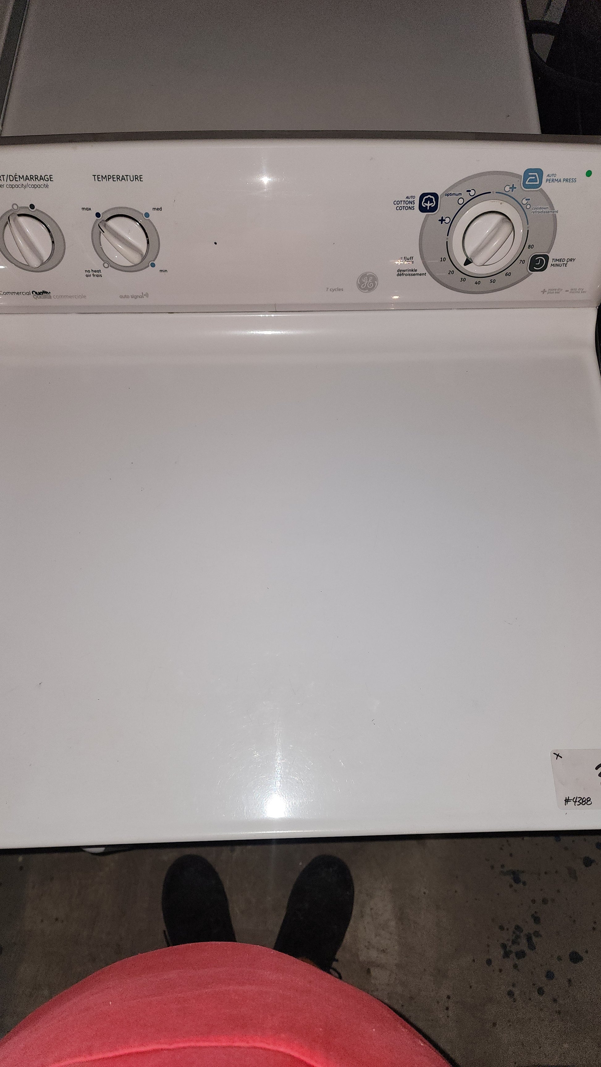 Ge Ge dryer in white