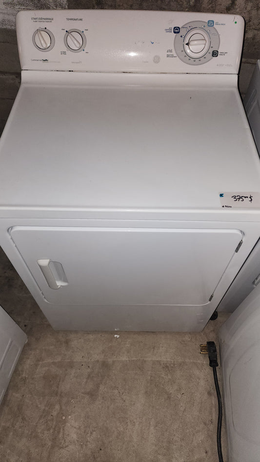 Ge Ge dryer in white