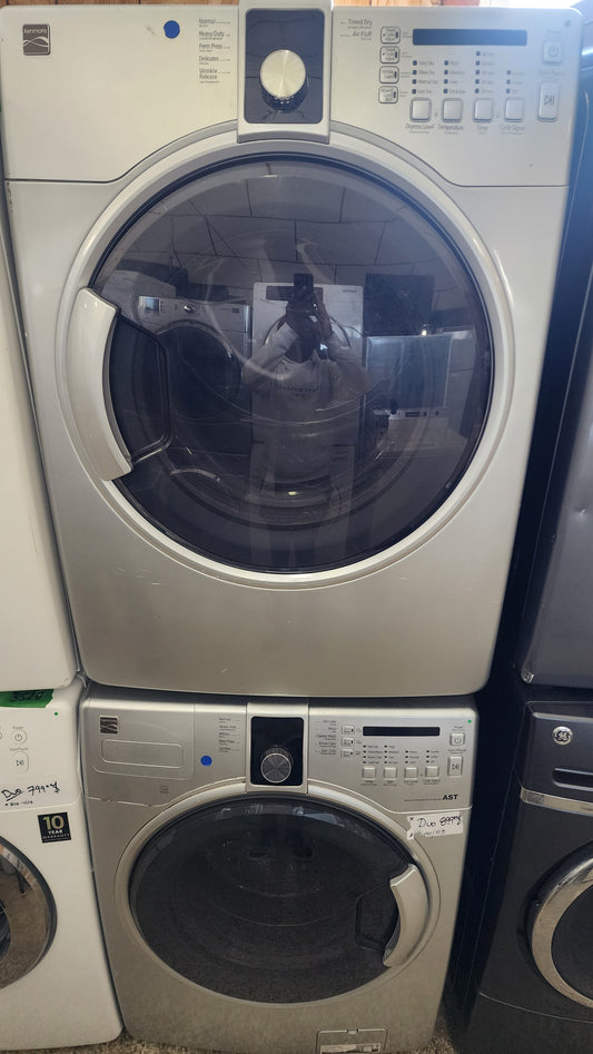Kenmore Kenmore washing machine in stainless; gray