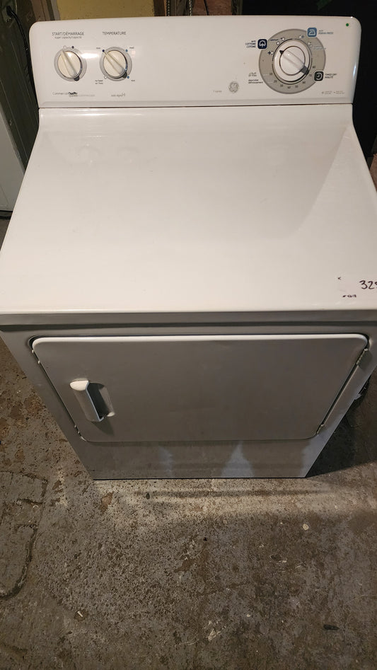 Ge Ge dryer in white