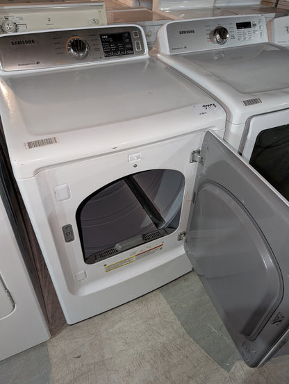 Kenmore Dryer in white