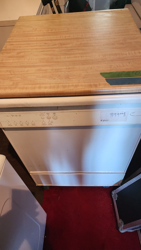Whirlpool Whirlpool washing machine in white