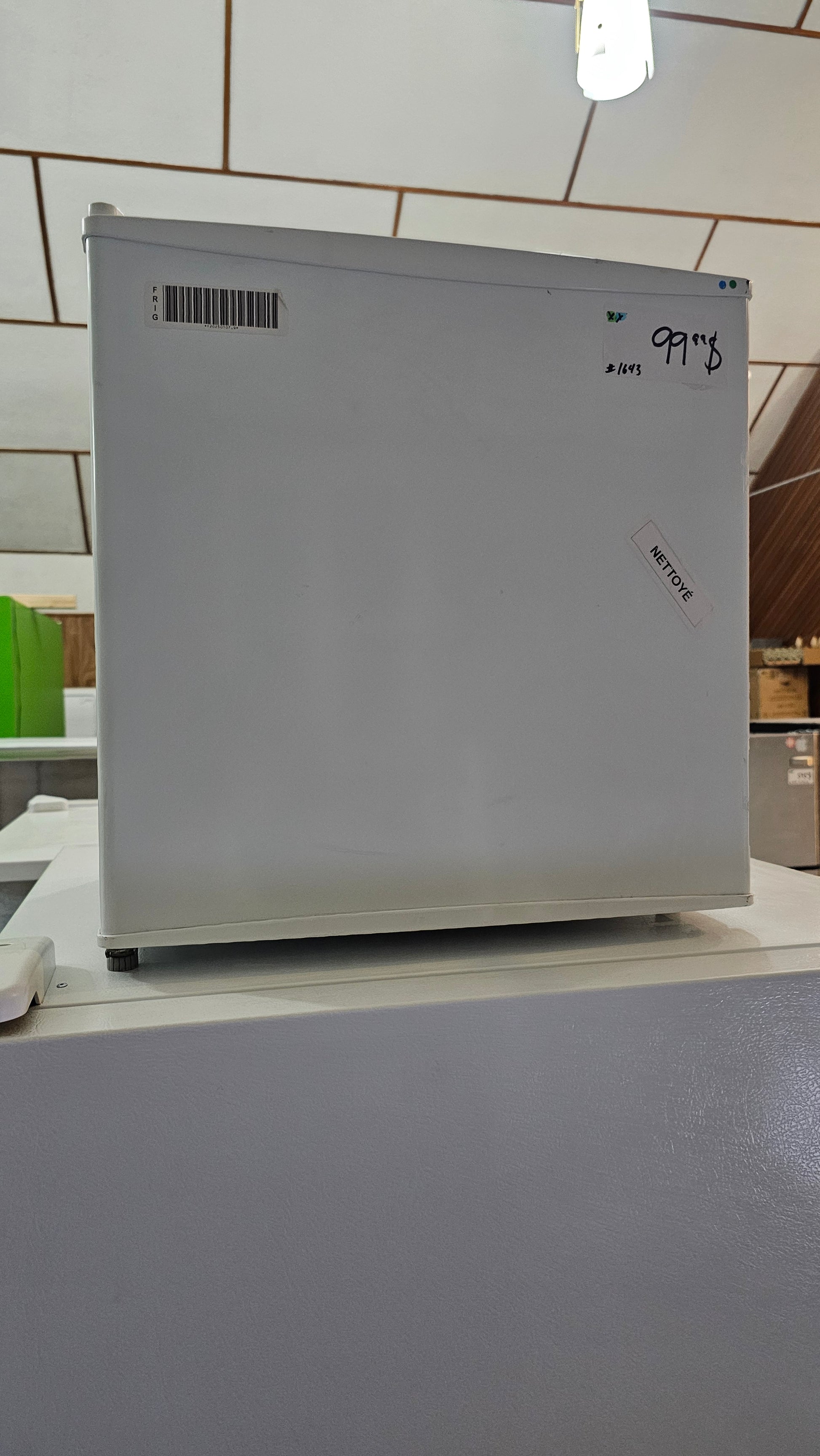 Mini-réfrigérateur Danby - blanc - appareil usagé inspecté et testé