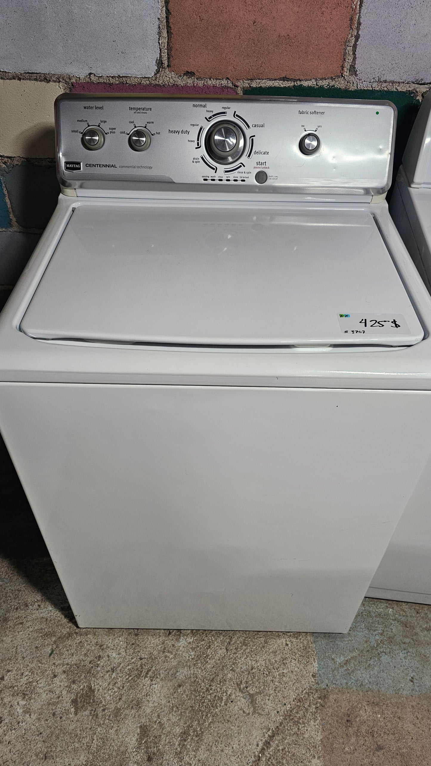 Laveuse Maytag à chargement supérieur - blanche - appareil usagé inspecté et testé