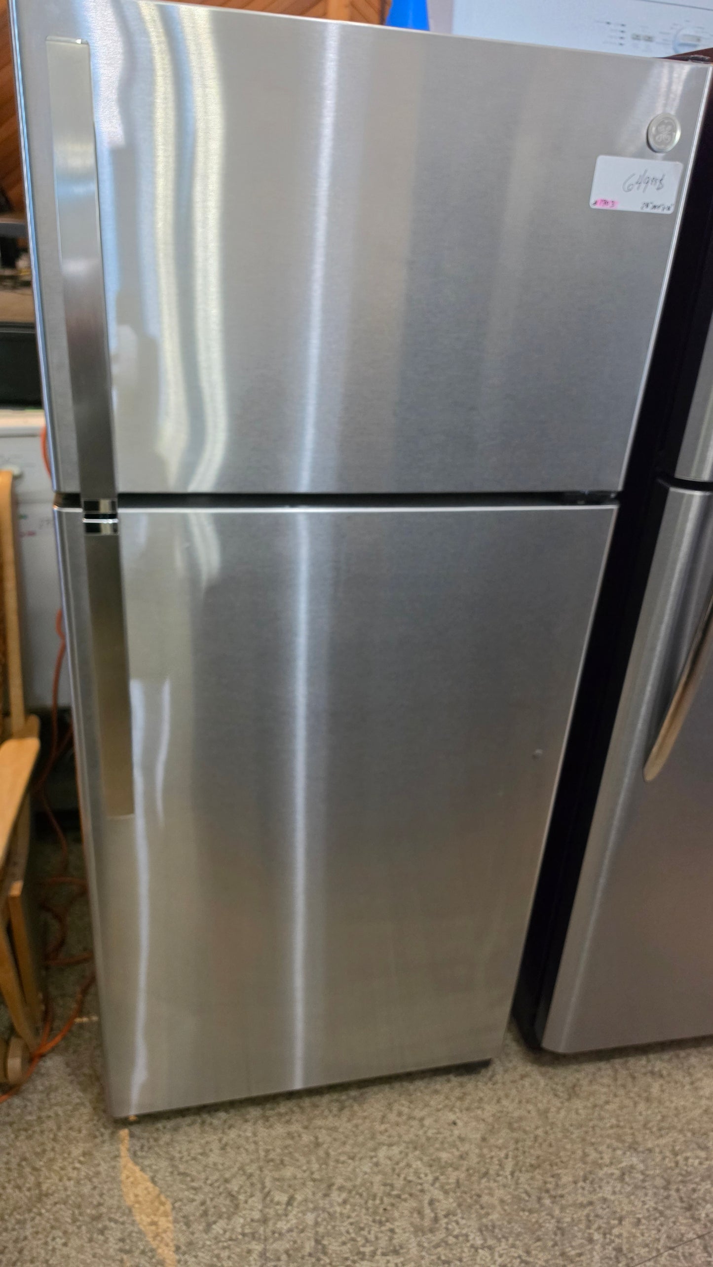 Ge refrigerator 28"X64"X26" - stainless SKU#1703