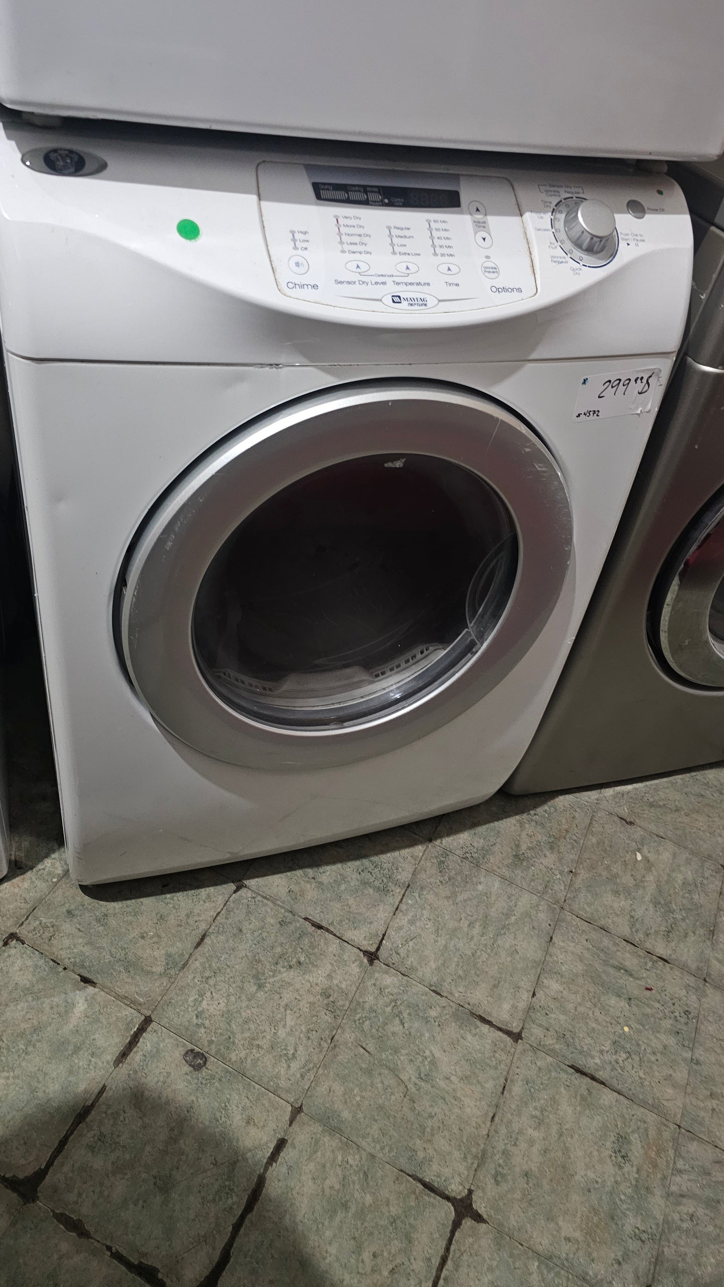 Sécheuse Maytag – blanche, chargement frontal