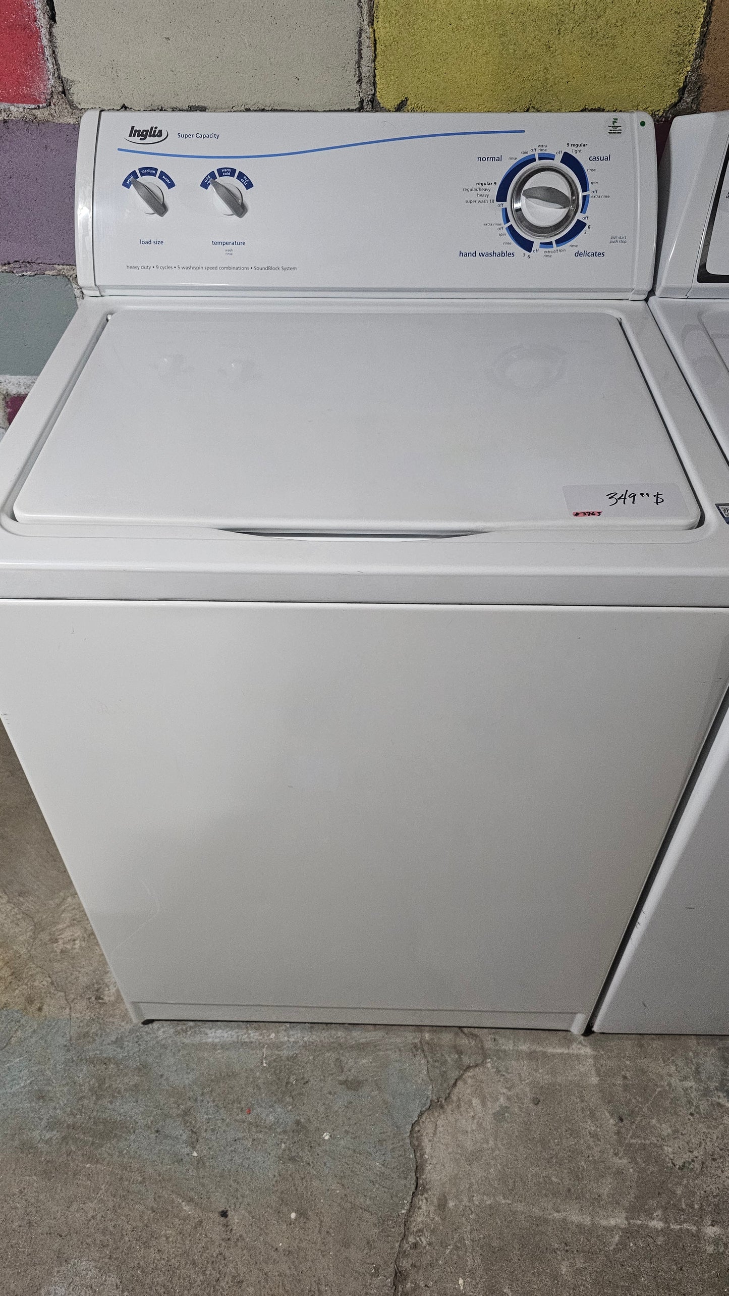 Laveuse à chargement supérieur Inglis – Blanche