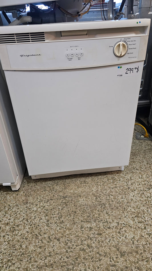 Frigidaire – Dishwasher – white – Used
