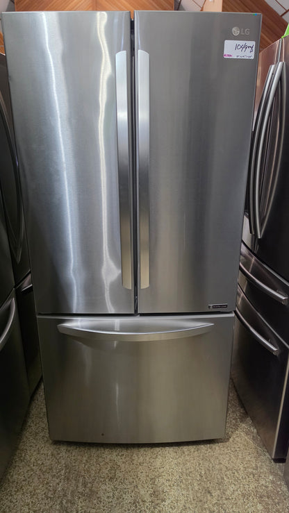 LG refrigerator 33"X68.5"X27" - stainless SKU#1720