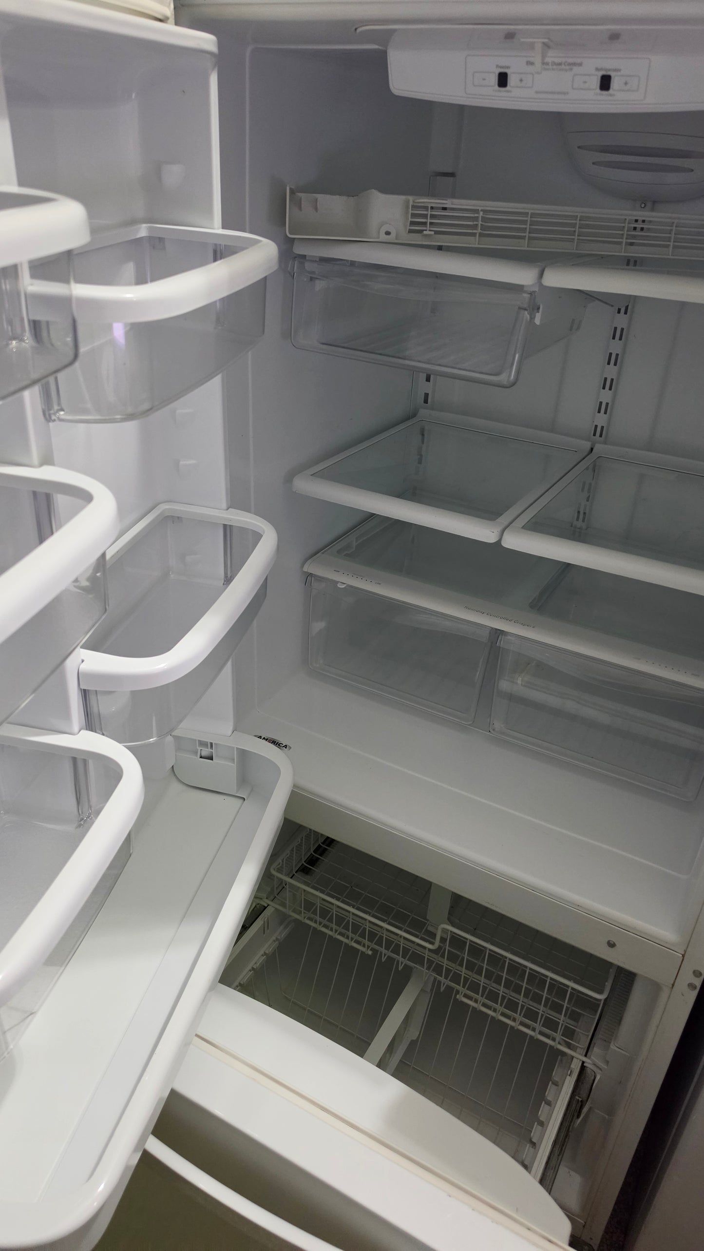 Whirlpool refrigerator 30"X66"X27- white SKU#1736
