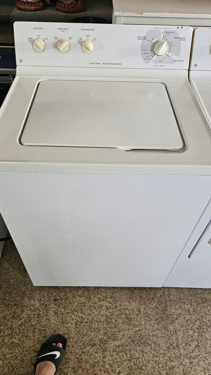 Laveuse à chargement par le dessus de marque à déterminer