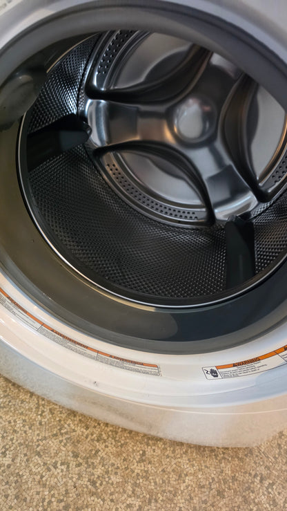 Whirlpool front load washer - white SKU#3786
