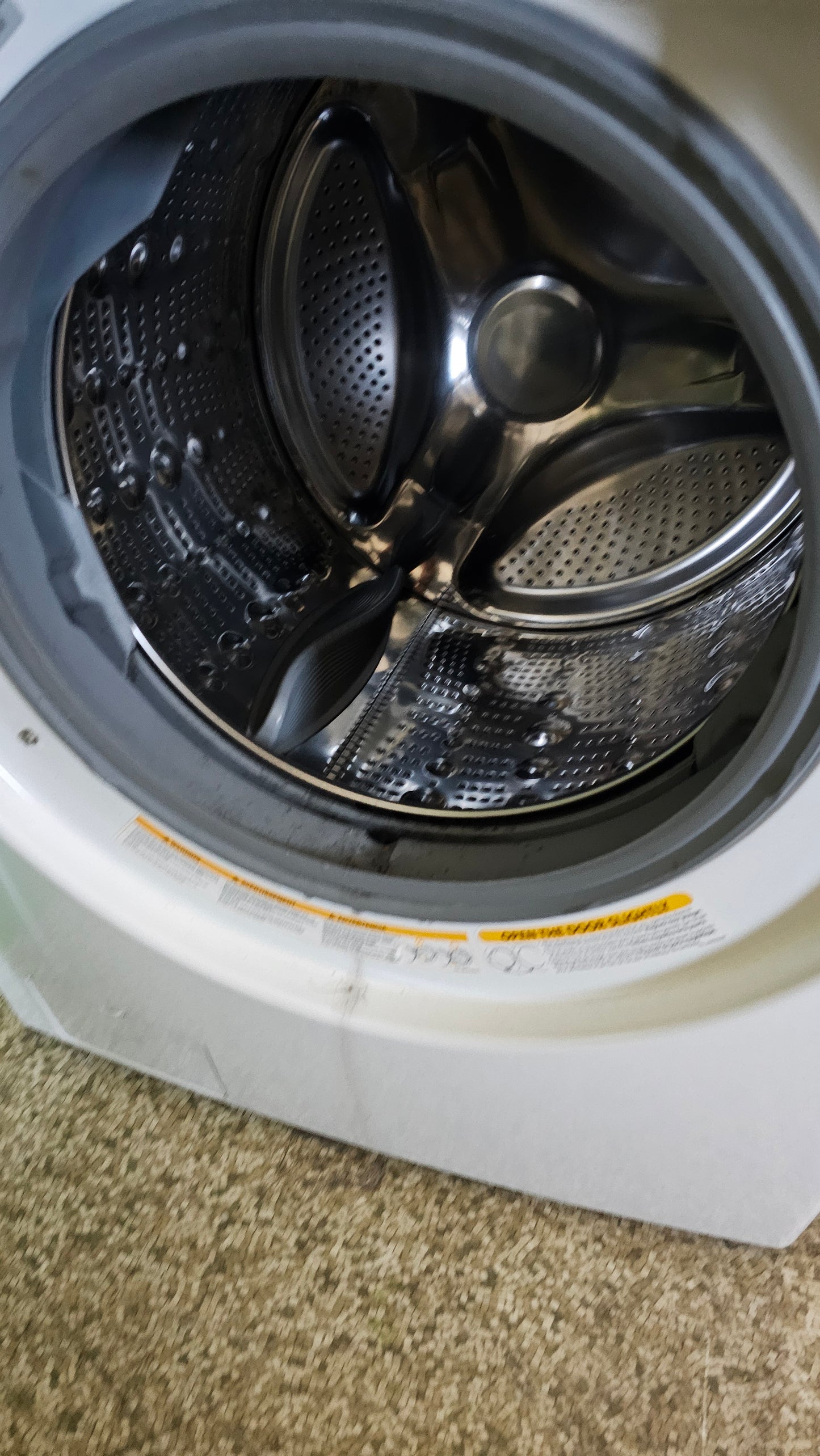 Laveuse à chargement frontal de marque TBD