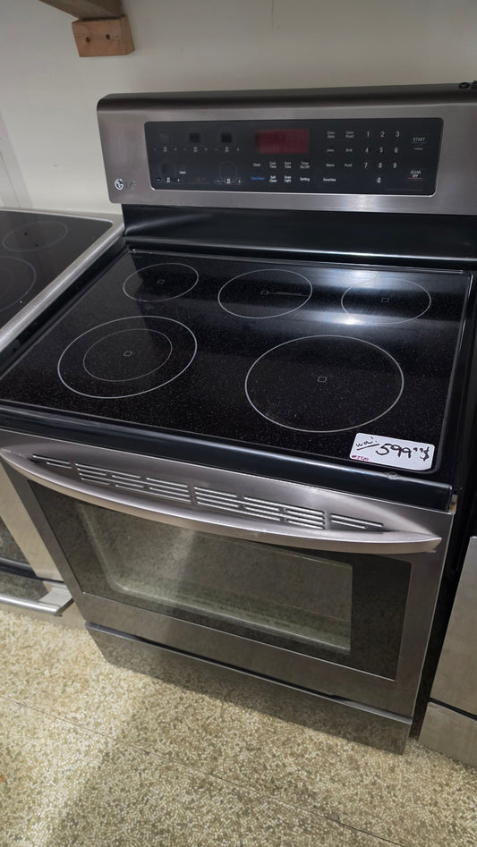 Cuisinière électrique à convection LG - Acier inoxydable