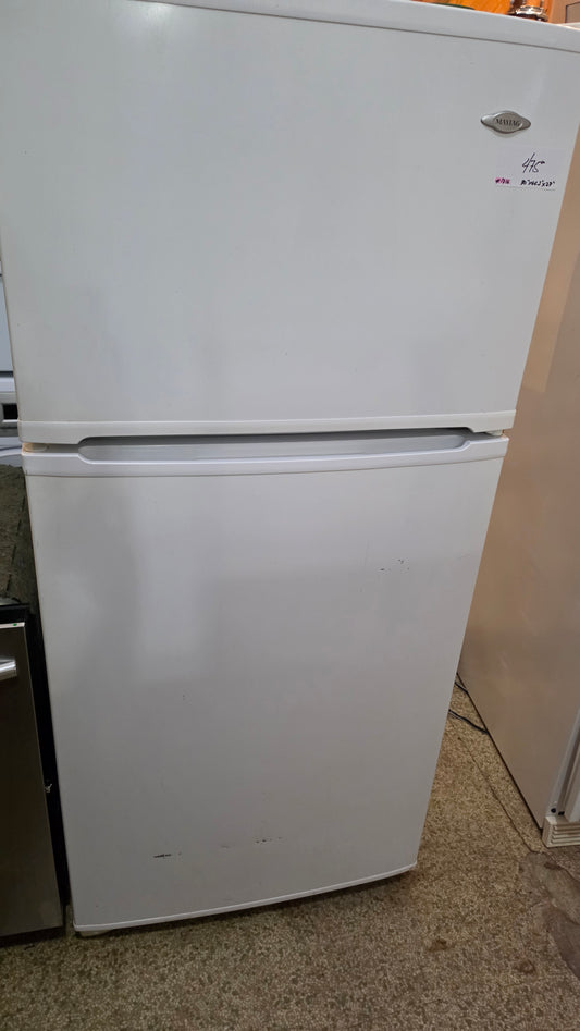 Réfrigérateur blanc Maytag 30 x 66 x 27 pouces