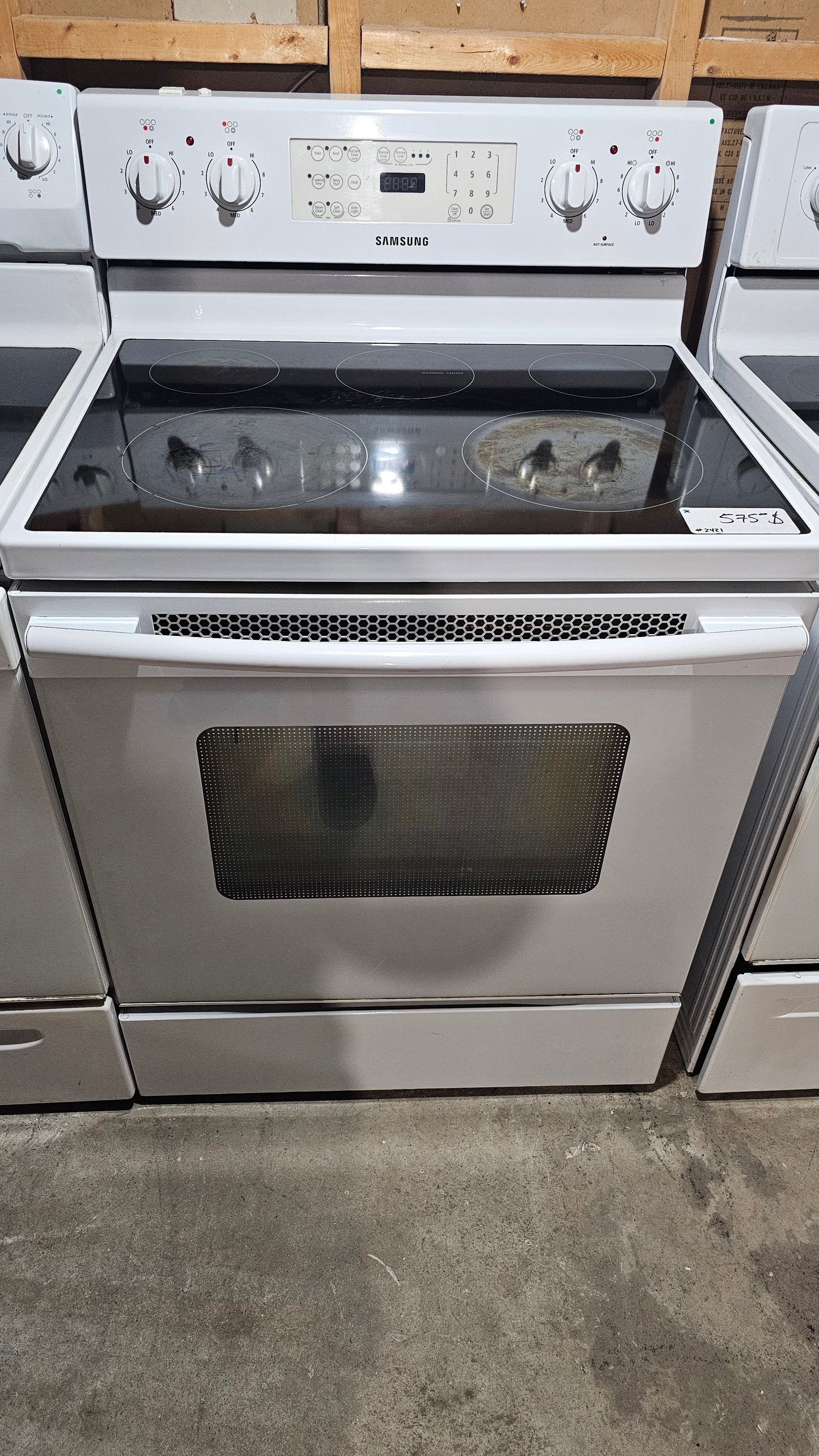Cuisinière Samsung à convection + auto-nettoyage - SKU#2421 blanc