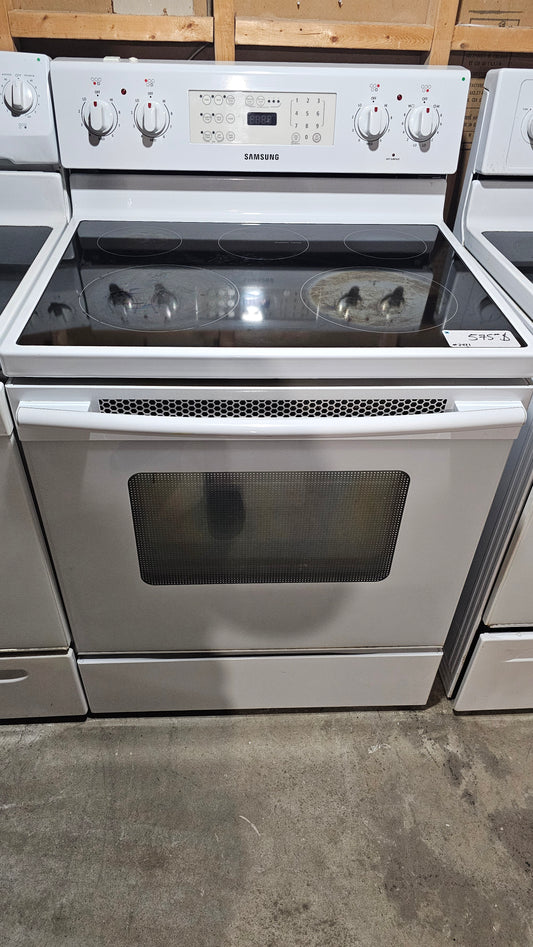 Cuisinière Samsung à convection + auto-nettoyage - SKU#2421 blanc