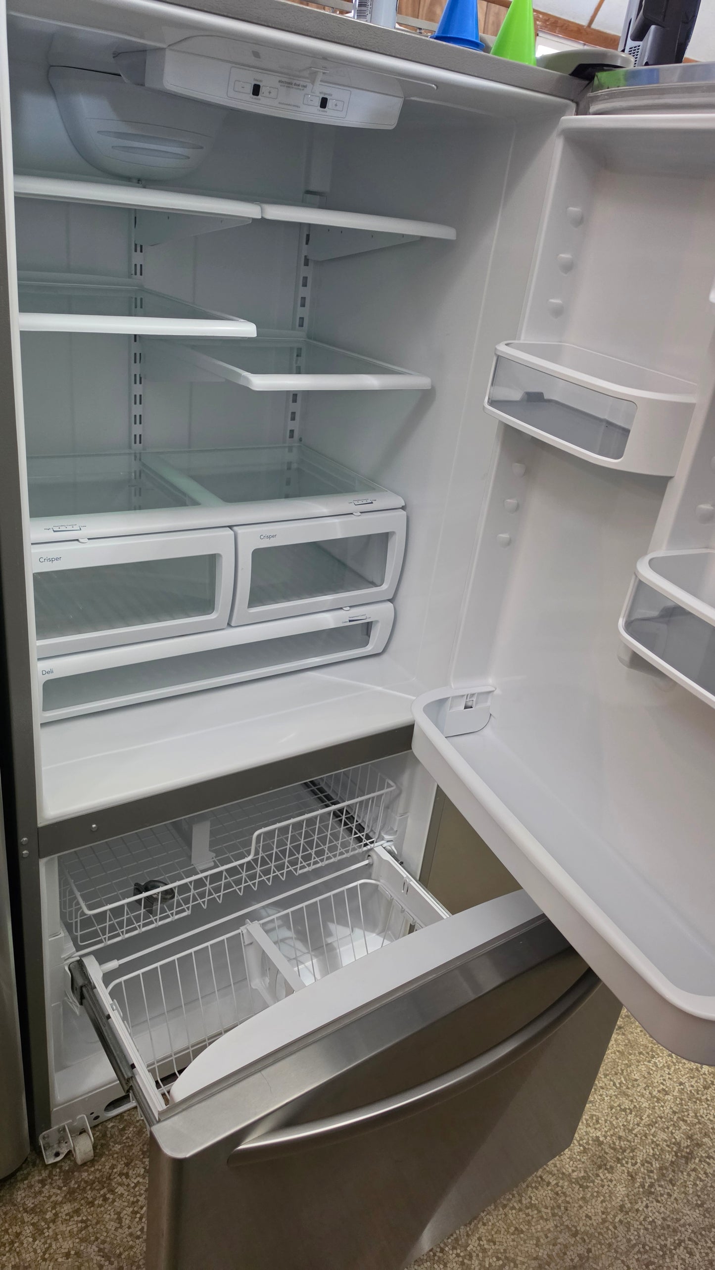 Amana refrigerator 33"X68.5"X27" - stainless SKU#1704