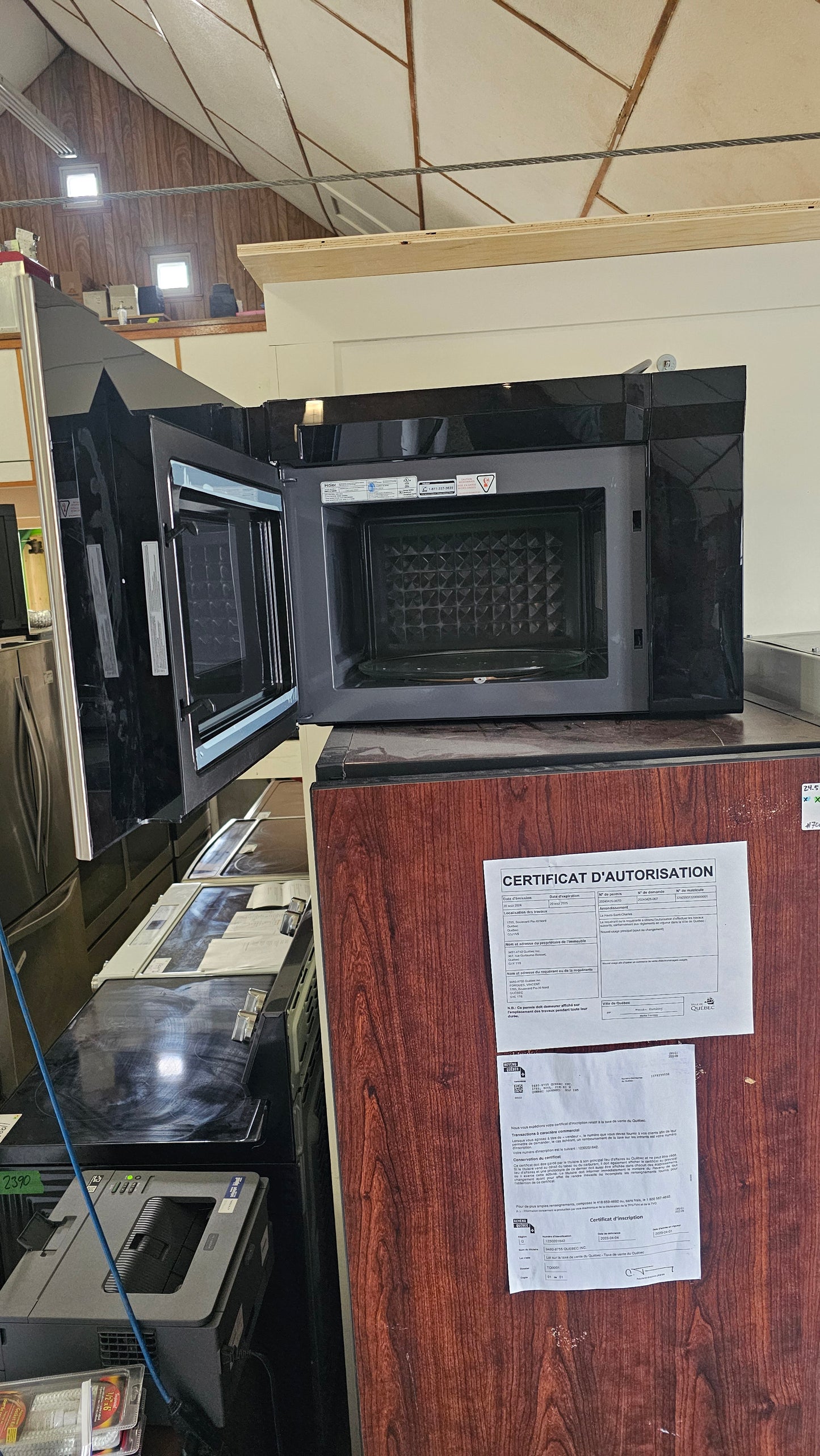 Micro-ondes Haier - acier inoxydable