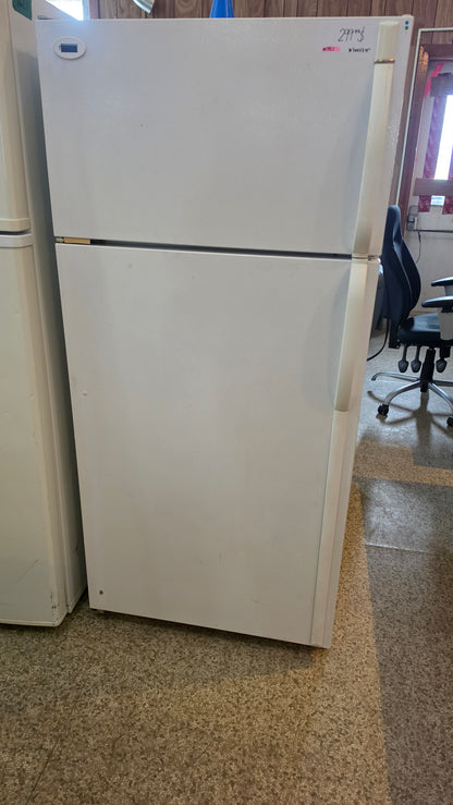 Frigidaire refrigerator 30"X64.5"X25" - white SKU#1751