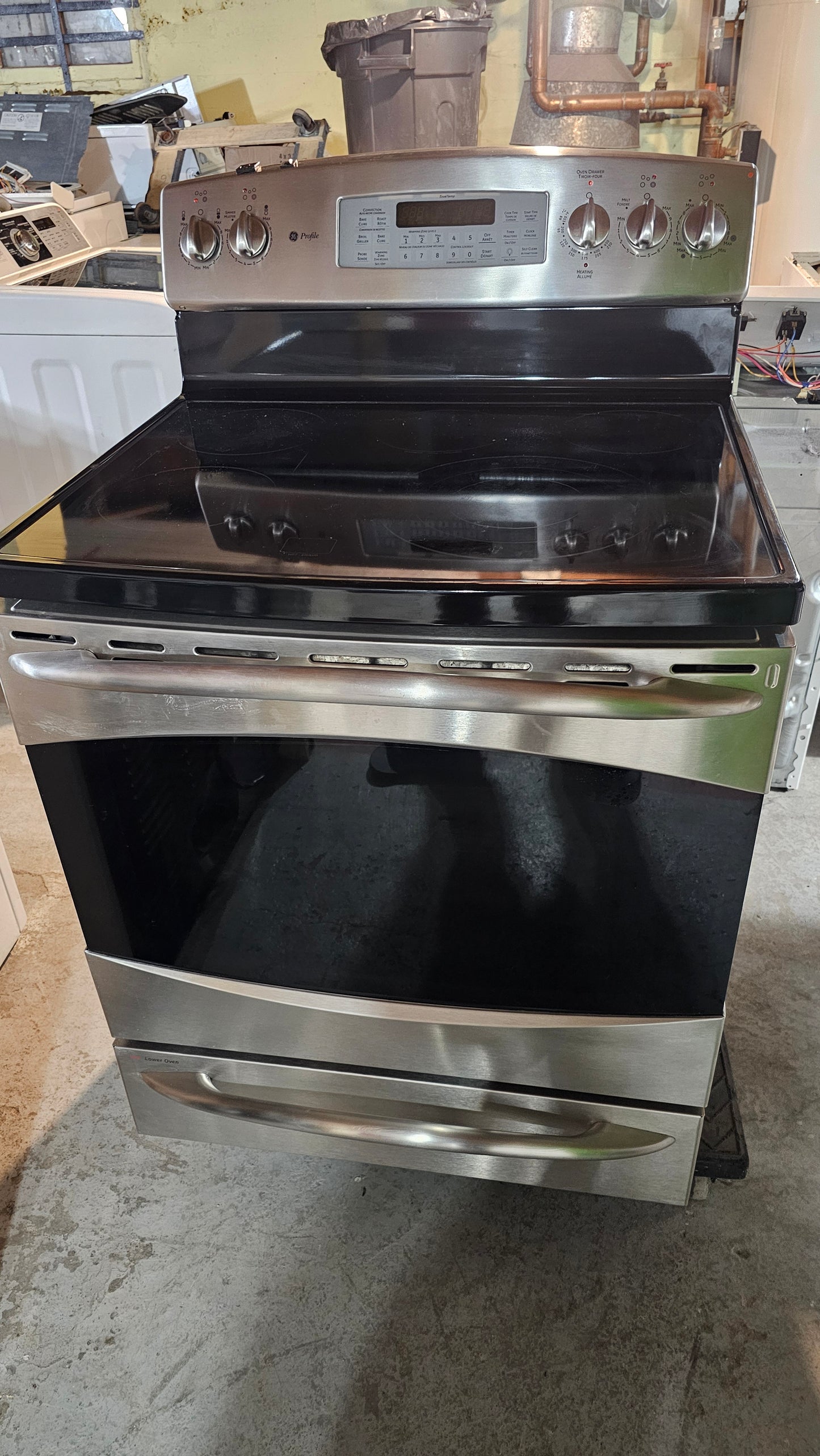 Cuisinière à convection GE – Cuisson uniforme, entièrement inspectée – Acier inoxydable