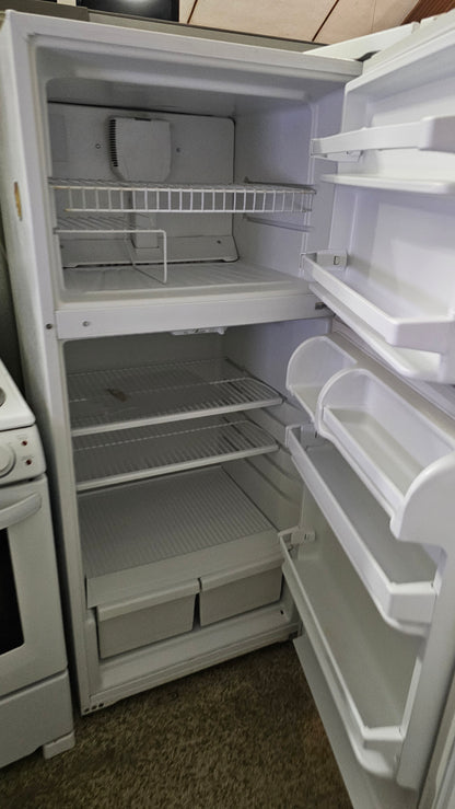 Roper refrigerator - white SKU#1634