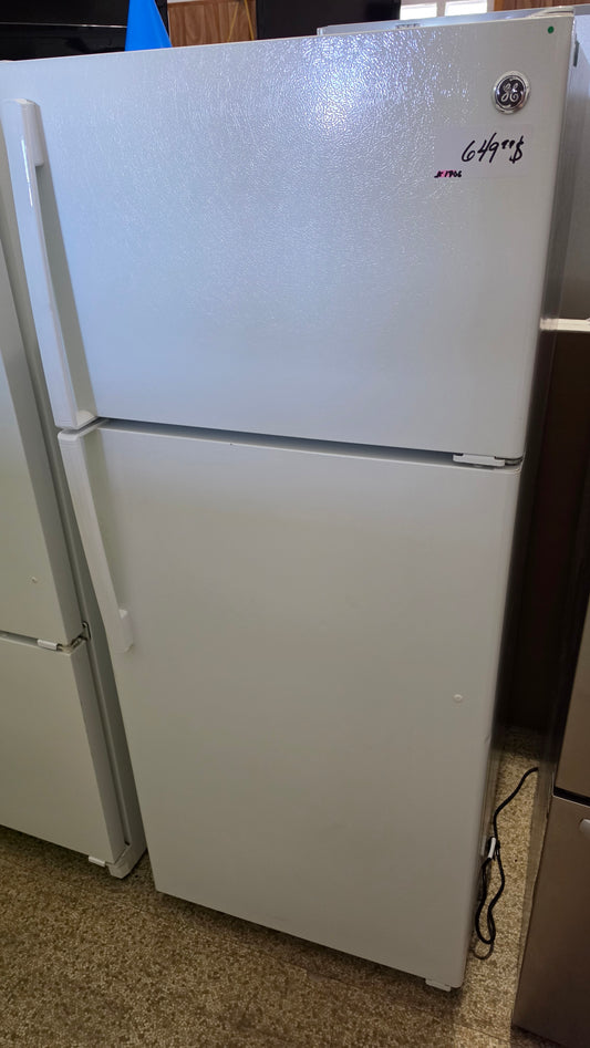 Réfrigérateur Ge 28"X66,5"X27 » - SKU blanc #1706