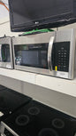 Four à micro-ondes Frigidaire – en acier inoxydable